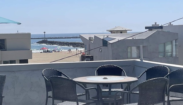 Steps to the Beach with Rooftop Patio View in Oxnard
