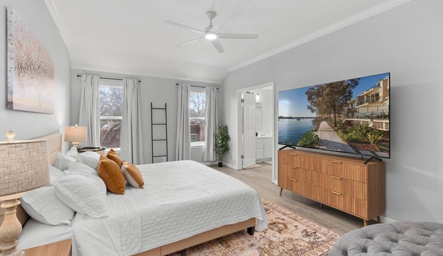 Stone Oak Hideaway, Cozy 3 Bedroom Home in North San Antonio - Close to Golf!