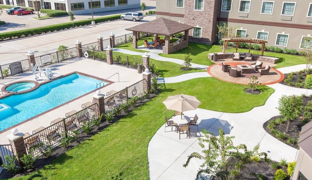 Studio Suite in Houston's Energy Corridor | Free Breakfast + 24h Business Center