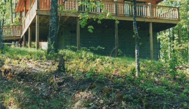 Stunning Mountain Views! And So Much To Do! Family & Pet Friendly.