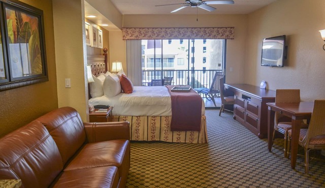 STUNNING RESORT STUDIO VERY CLOSE TO UNIVERSAL STUDIOS
