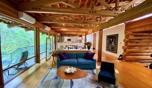 Stunning Water Front Cottage