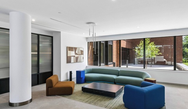 Stylish 2bed2bath| Parking | Gym | Sauna|4ppl