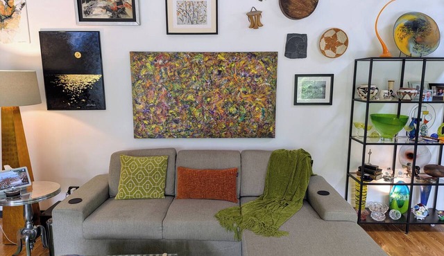Stylish Midcentury Modern Minutes from Downtown KC