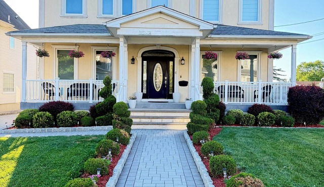 Summer Retreat 5 minutes to MetLife Stadium