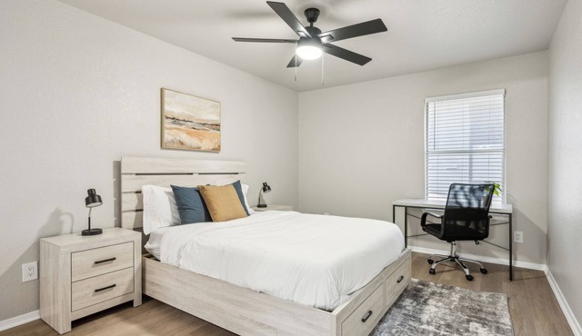 The Chandler 421 I Spacious 1 Bed 1 Bath