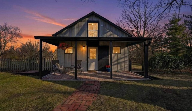 The Cottage at BluHawk Farms