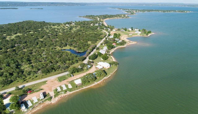 The Lakeside Studio 2