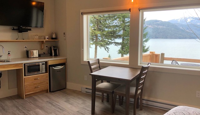The Lodge on Harrison Lake