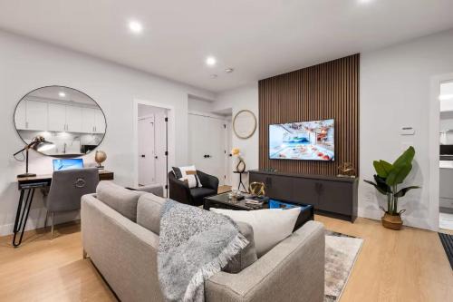 The North Shore Luxe Suite