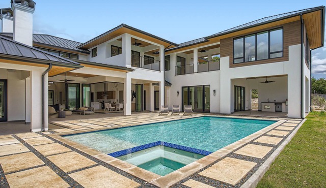 The Oracle by AvantStay | Luxe Design + Pool, Yoga Room