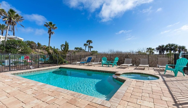 Tiki Tides Oceanfront Beach Home 7BR, Elevator, Heated Pool & Private Boardwalk
