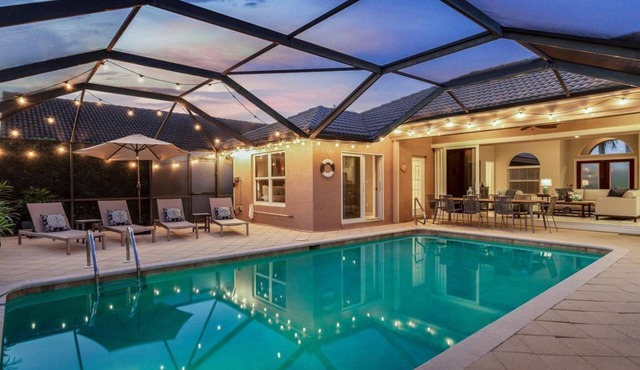 Tivoli Serenity | Modern Salt Pool Villa with Water View! King Beds!