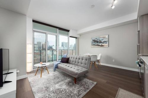 Toronto Condo with a View, St. Lawrence Market