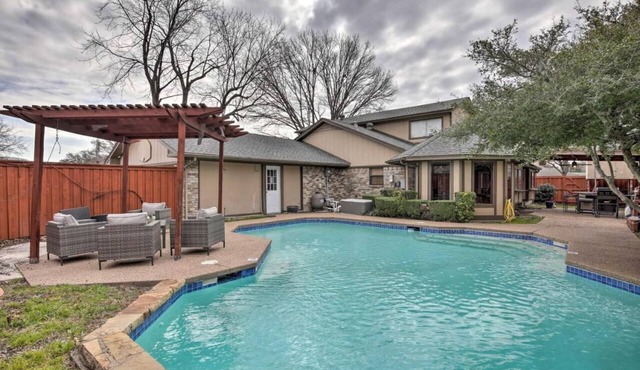 Tulane Modern Richardson Retreat w/Pool & Indoor Hot Tub!