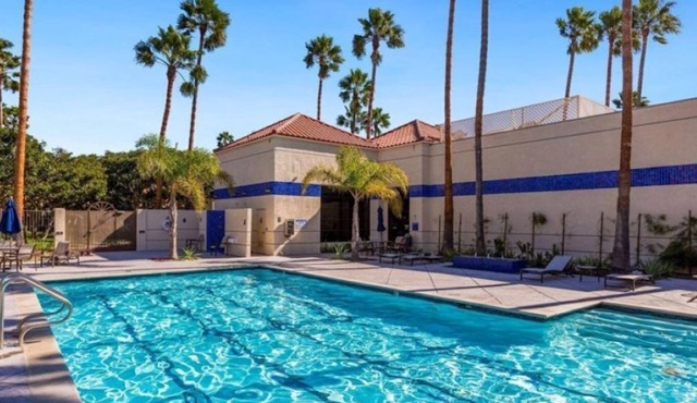 Turnkey Beachside Condo with Pool, Spa, Gym and More