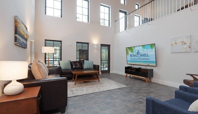 Two Bedroom Duplex, Located Only 7 Houses Away from The Gulf of Mexico! Bay Breeze