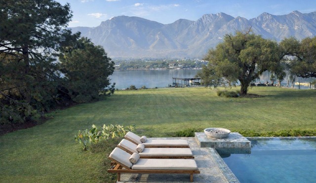 Unique Lakefront estate, Santiago NL minutes from Monterrey, villa la Boca