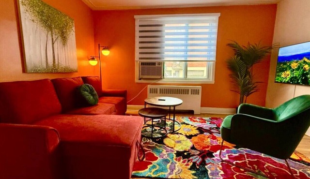 Urban Style and Adventure 1BR MTL by Two Metros!