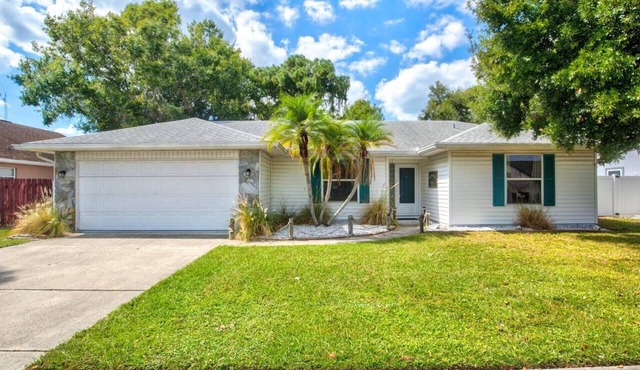 Vacation Rental Near Downtown Sarasota & Area Beaches with Private Pool