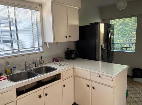 Vancouver South Guesthouse - BC Place 15 Min, Airport 9 Min, Free Parking