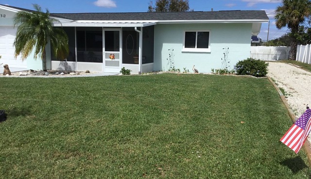 Venice Beach Studio-centrally located-Great Price-Clean-Private