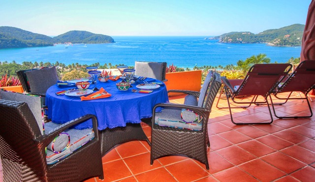 VIEWS Beach Designer Upscale 2-4 adults Best Location CASA ZIH LaRopa Playa