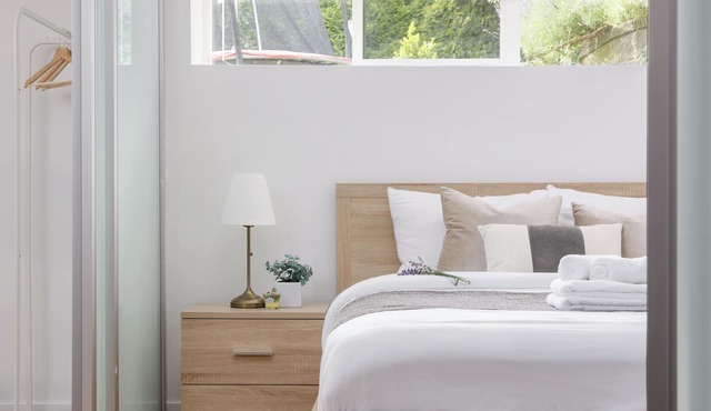 Warm & inviting 1BR getaway