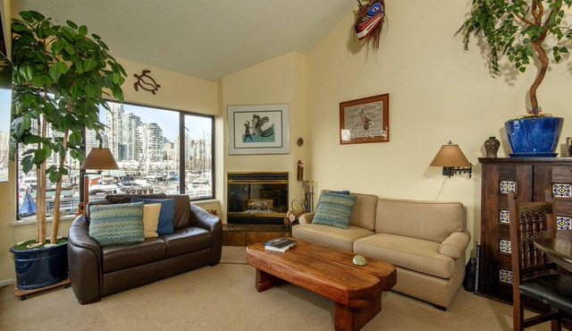 Waterfront two story townhouse with fabulous views
