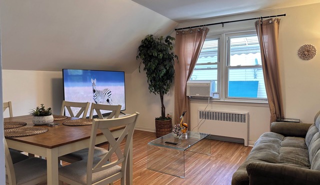 Welcoming 2-bedroom apartment in North Bergen 30 minutes away from NYC