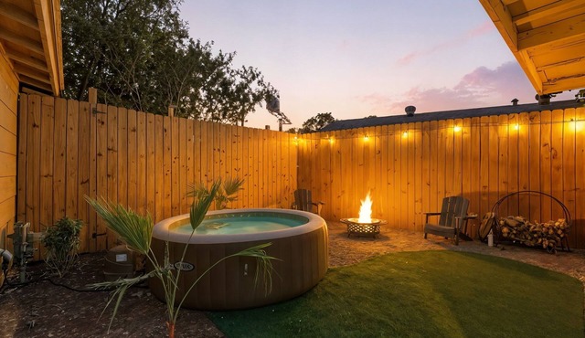 Western Retreat – Hot Tub Hammock Near Airport