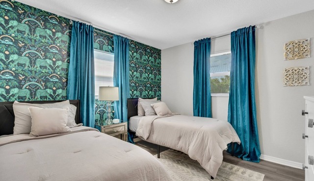 Whimsical & Fun South Lakeland Home!