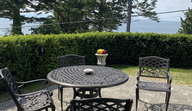 White Rock Beach Getaway