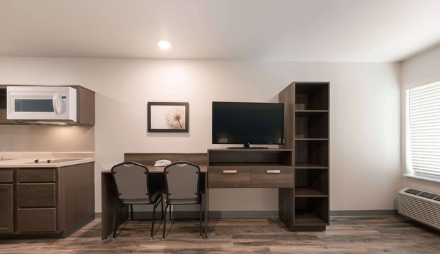 Woodspring Suites Philadelphia Northeast