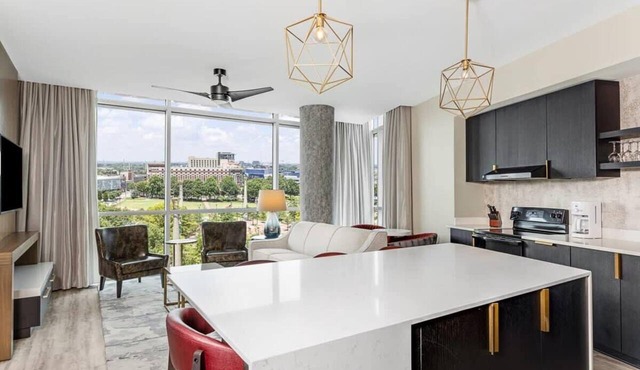 Wyndham Atlanta Resort | 3BR/3BA King Pres Suite