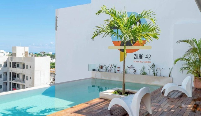 Zilha Studio rooftop pool by Blueplaya