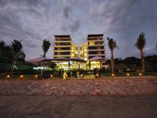 Beachfront Escape Studio E265 in Mae Pim