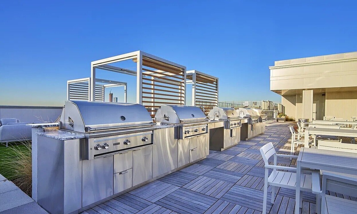 Hoboken Apartment | Modern Hoboken Apartment, Manhattan Views, Rooftop Pool, Free NYC Shuttle
