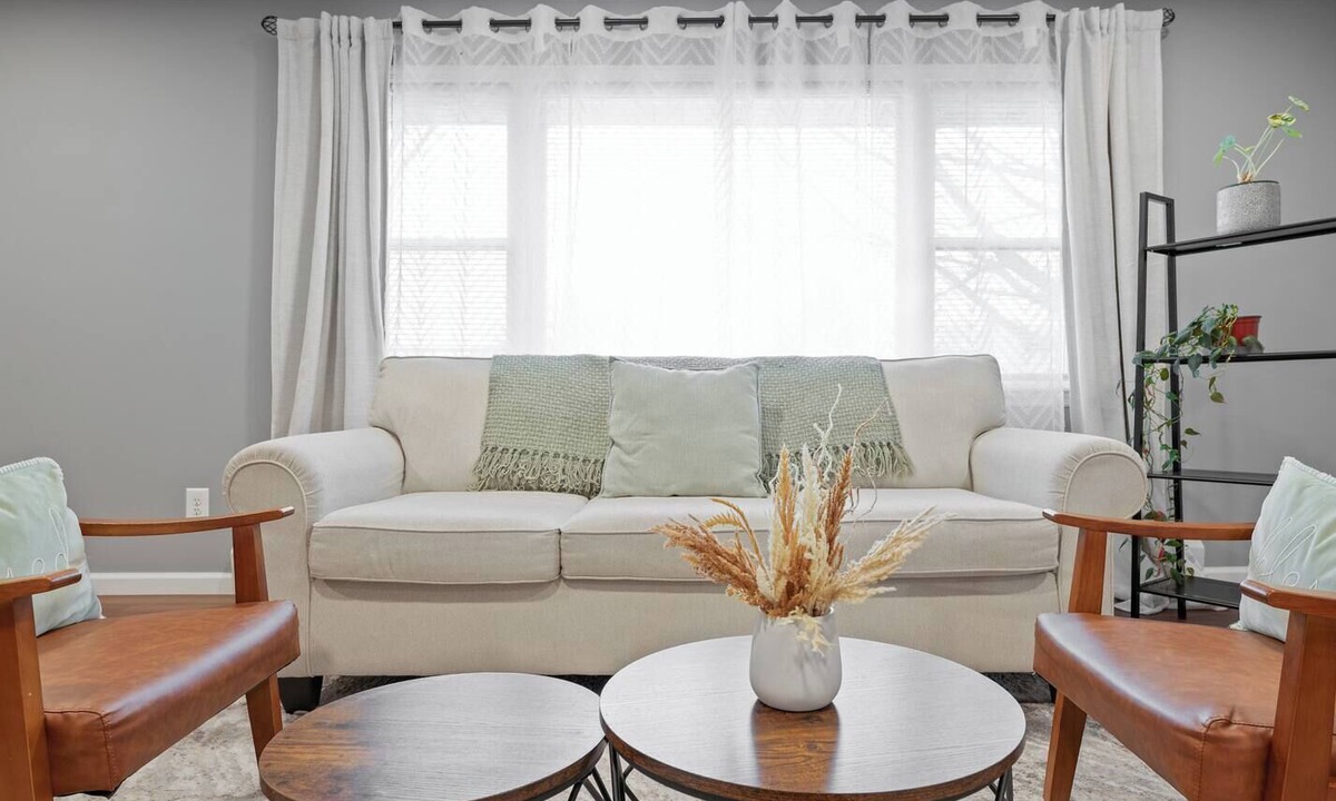 Ridgefield Park Apartment | Cozy Home, 17 min from NYC, 2 Parking Spaces