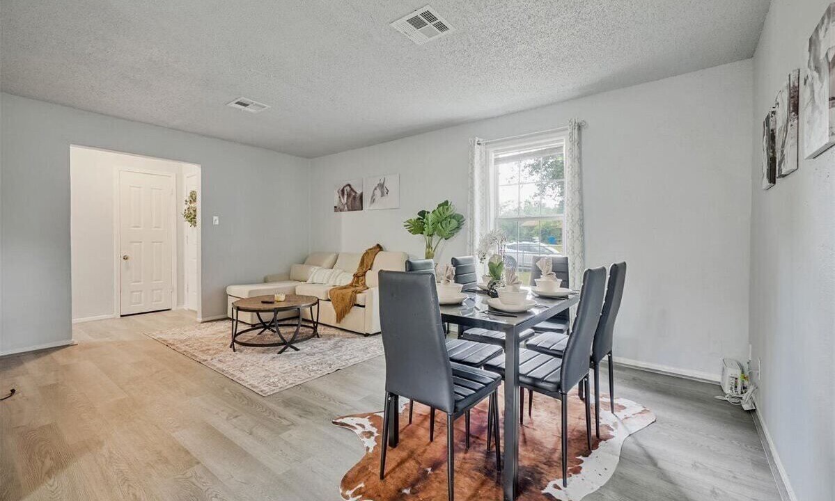 Uptown House | 10 guests cozy 311 Alamo home near downtown san antonio