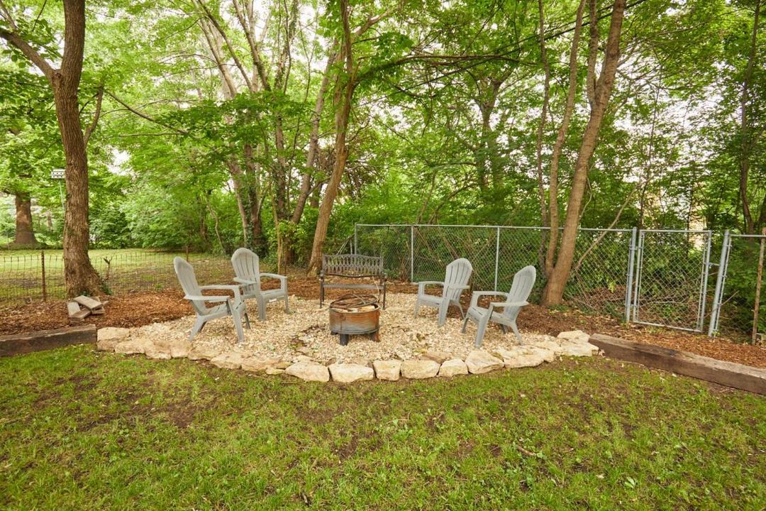 Tower Homes House | 3-bedroom home in Waldo and 15 minutes to Arrowhead stadium