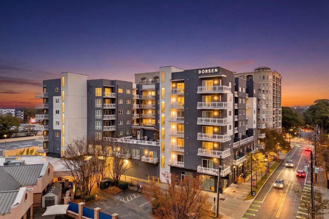 SoNo Apartment | 1B1B Midtown Apartment Private Balcony, Views, Gym - 1B4
