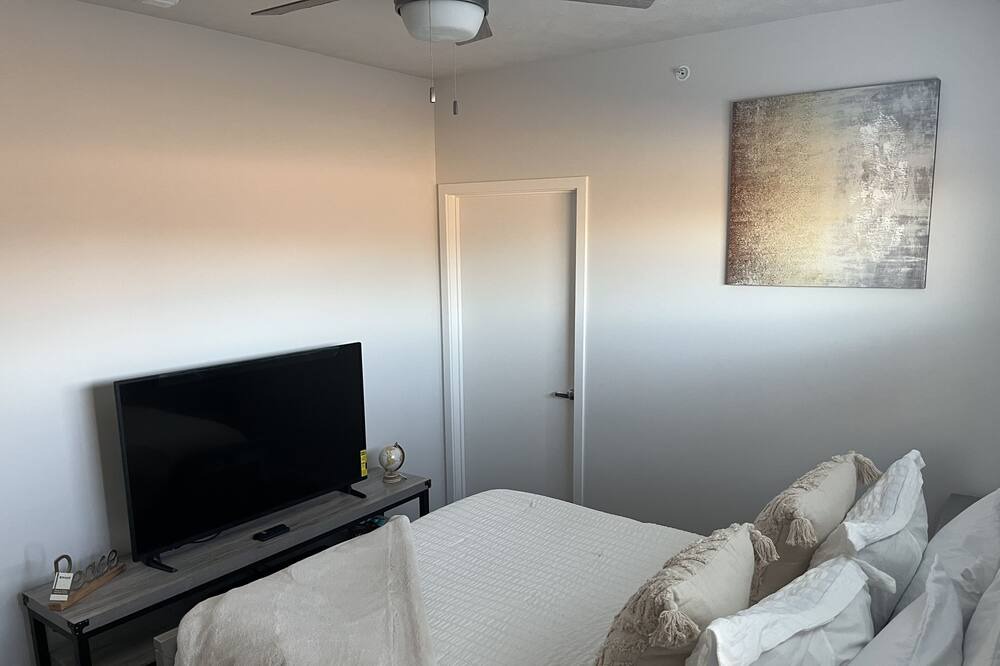 Photo of Bedroom in Raymore