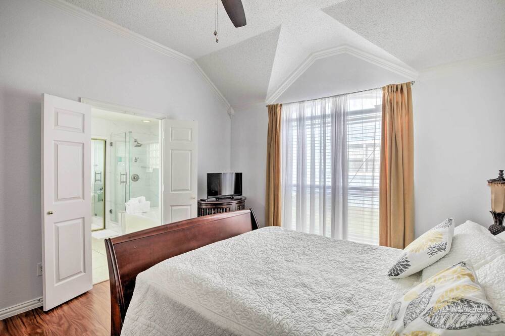 Photo of Bedroom in Plano