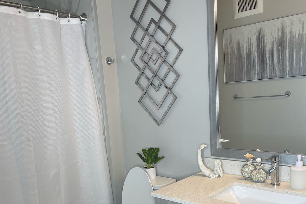 Photo of Bathroom in Oakland