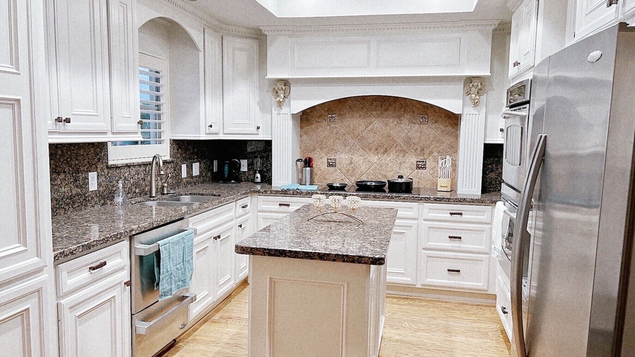Photo of Kitchen in Nassau Bay