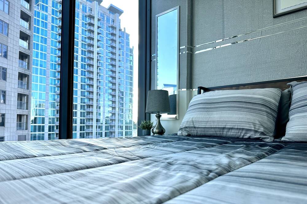 Photo of Bedroom in Lenox