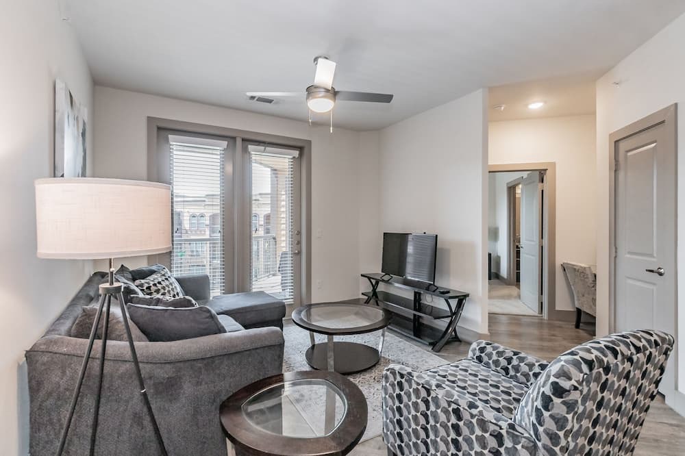 Photo of Livingroom in Lewisville