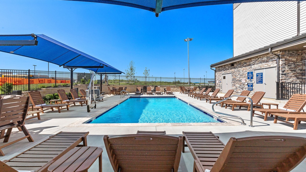 Photo of Outdoor in Parkville