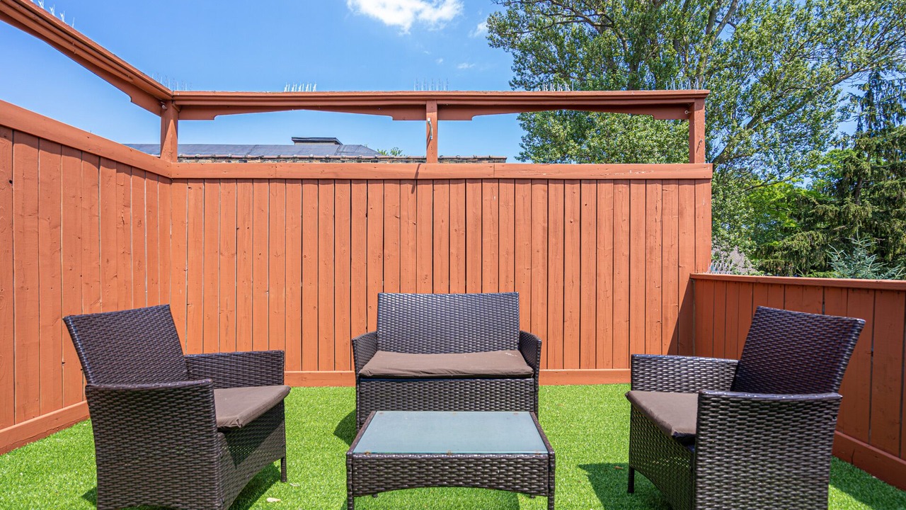 Photo of Patio Balcony in The Beaches